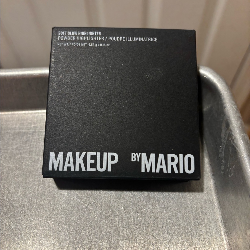MAKEUP BY MARIO Soft Glow Highlighter - Bronze  (Neutral Glow)